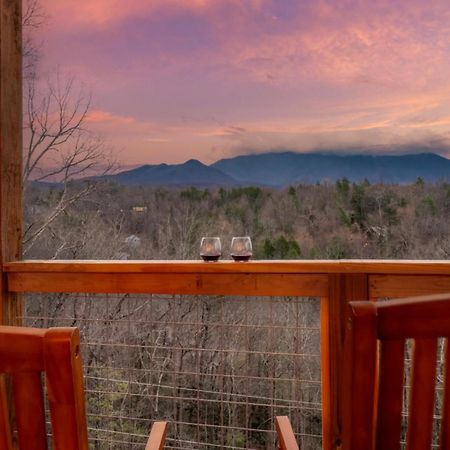Tranquil Mountain Getaway By Ghosal Luxury Lodging Gatlinburg Exterior photo