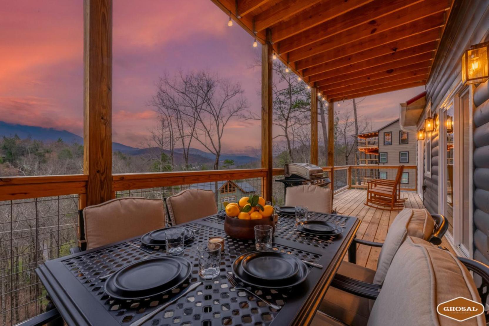 Tranquil Mountain Getaway By Ghosal Luxury Lodging Gatlinburg Exterior photo