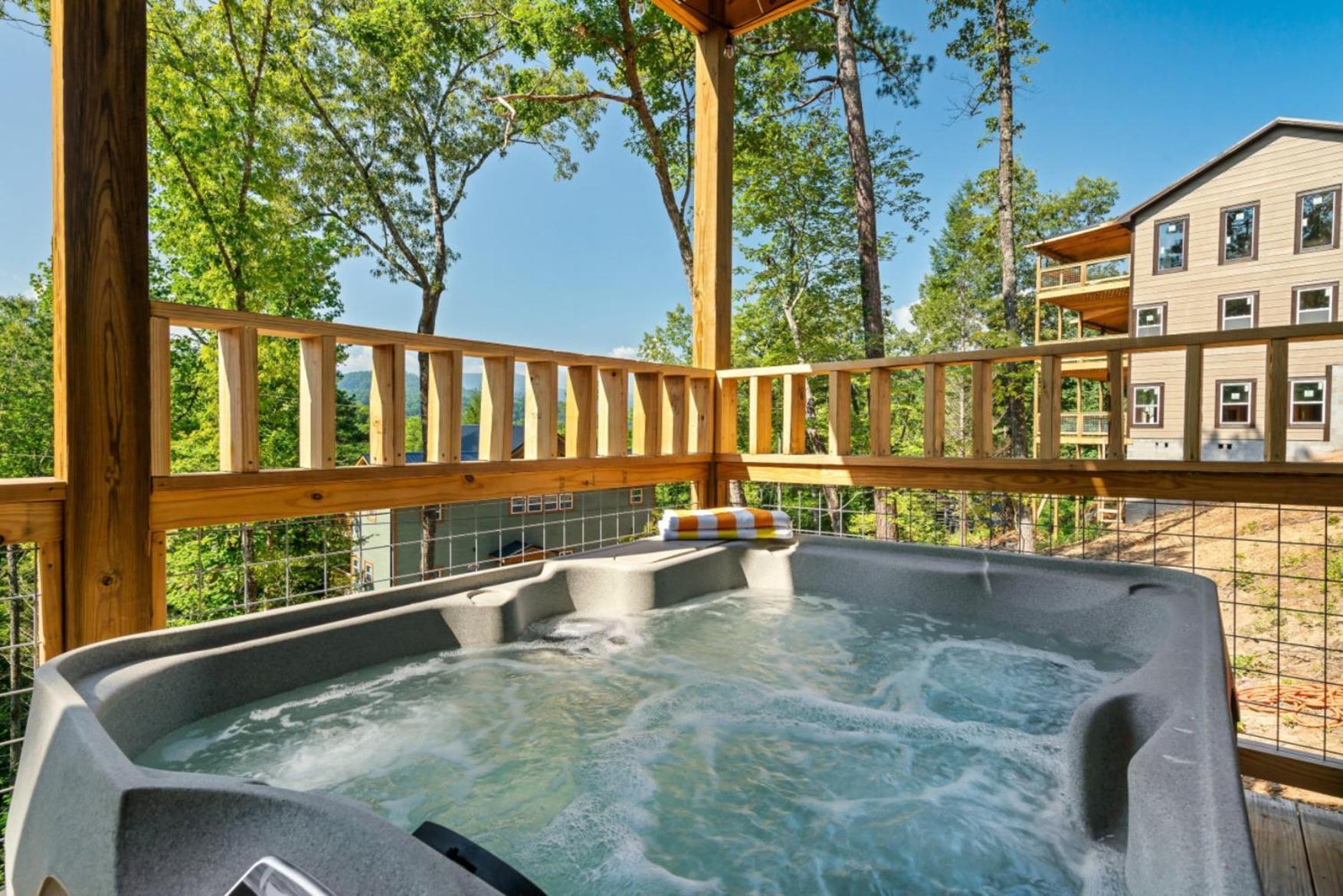 Tranquil Mountain Getaway By Ghosal Luxury Lodging Gatlinburg Exterior photo