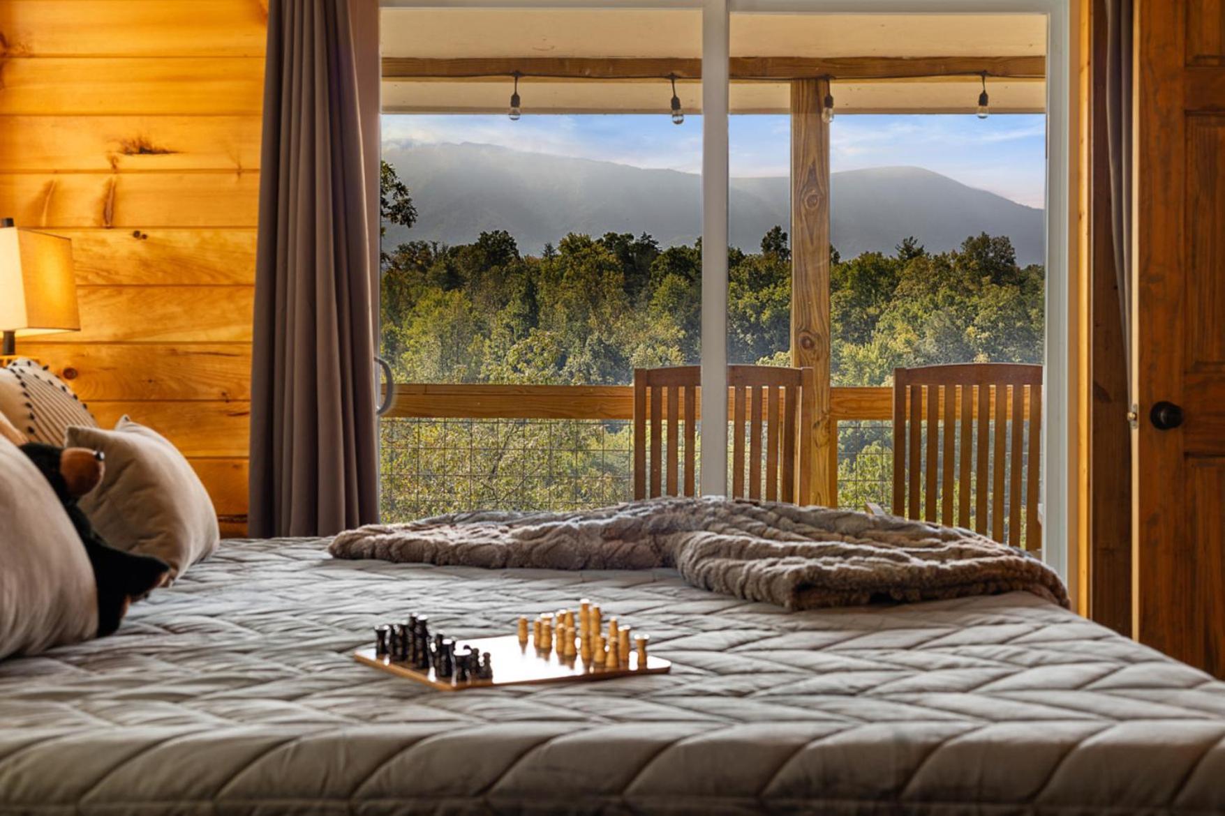Tranquil Mountain Getaway By Ghosal Luxury Lodging Gatlinburg Exterior photo