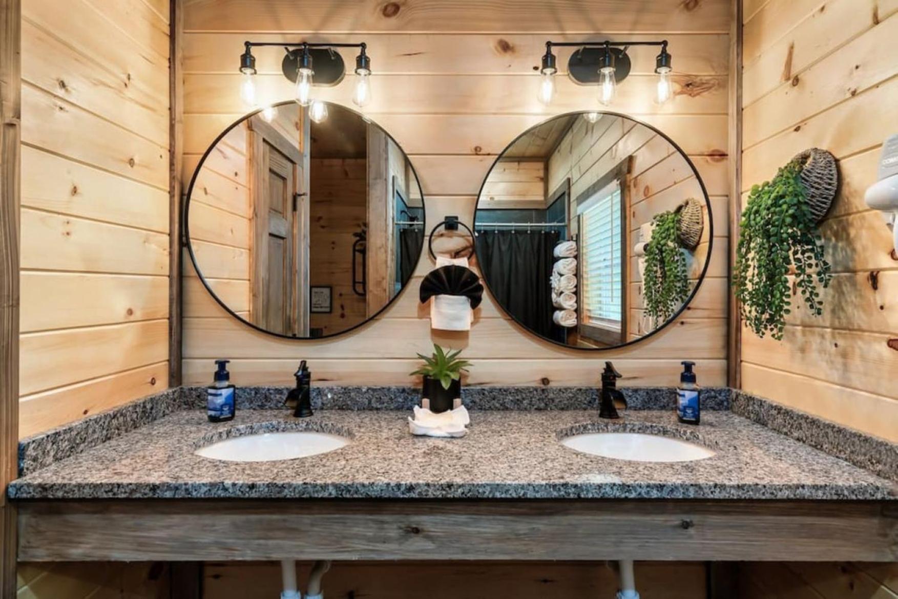 Tranquil Mountain Getaway By Ghosal Luxury Lodging Gatlinburg Exterior photo