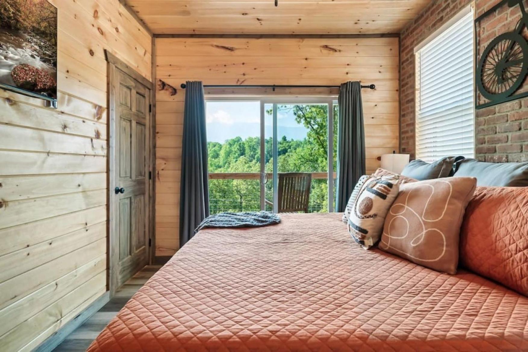 Tranquil Mountain Getaway By Ghosal Luxury Lodging Gatlinburg Exterior photo
