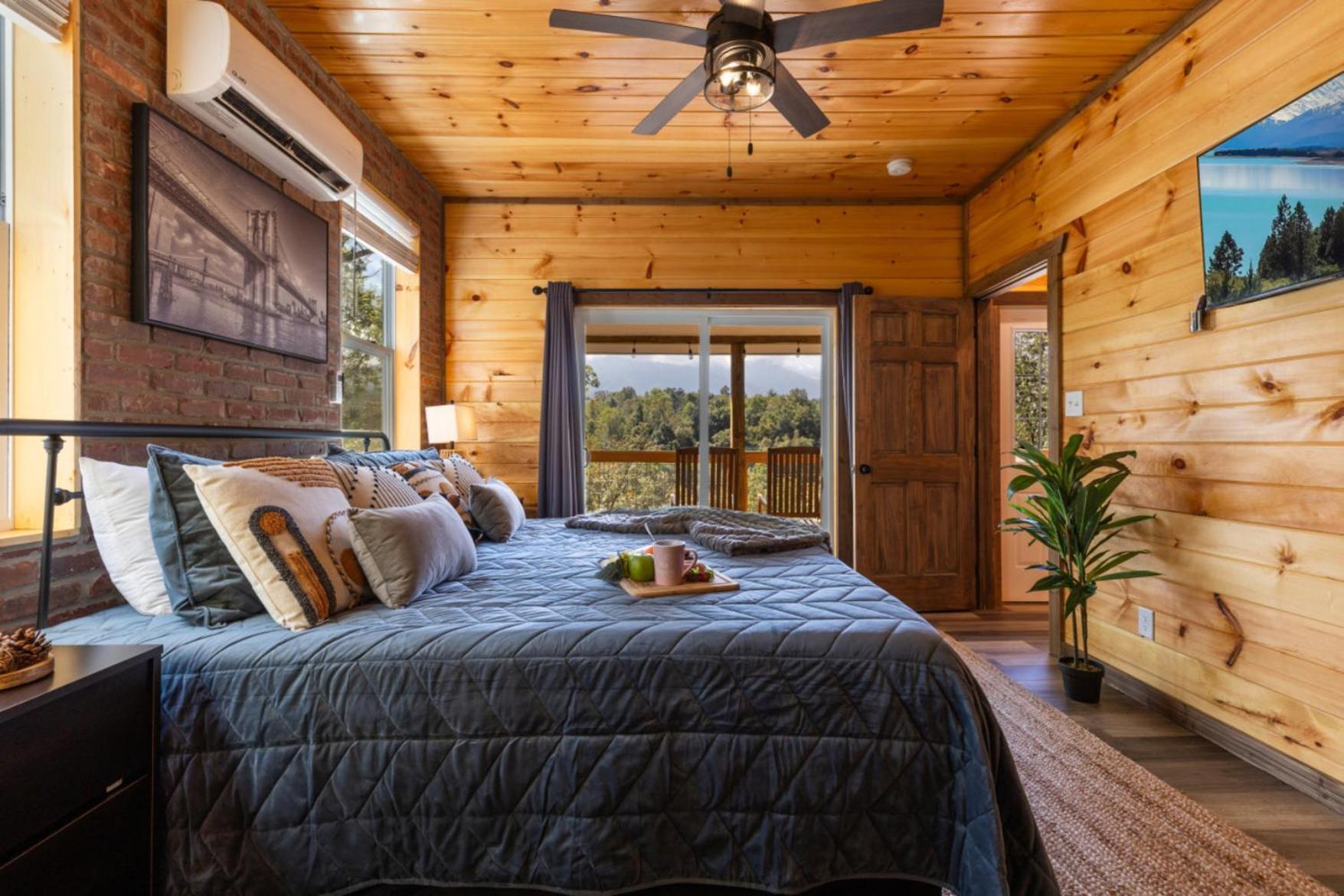 Tranquil Mountain Getaway By Ghosal Luxury Lodging Gatlinburg Exterior photo