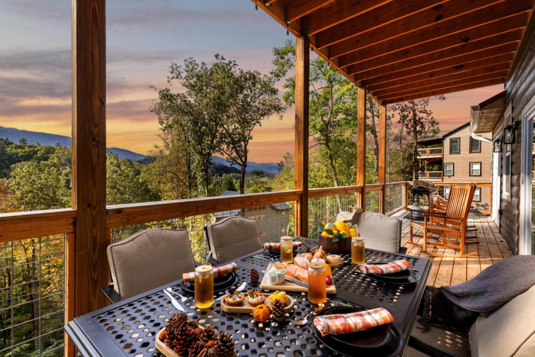 Tranquil Mountain Getaway By Ghosal Luxury Lodging Gatlinburg Exterior photo